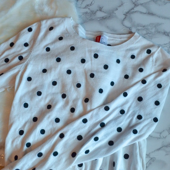 Black and White Polka Dot Sweater - Picture 1 of 4
